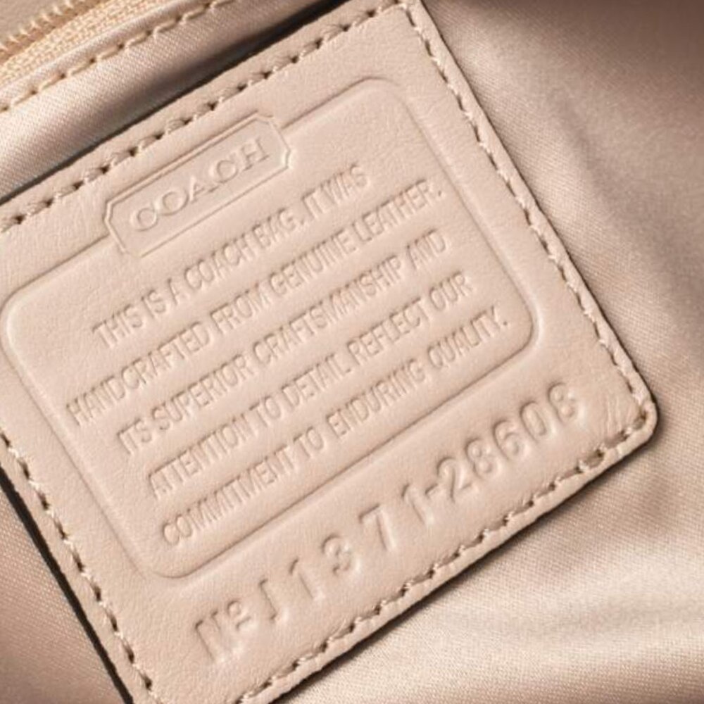 Coach Coach Blush Pink Python Embossed Leather Madison Pinnacle Carrie Tote - Picture 11 of 13